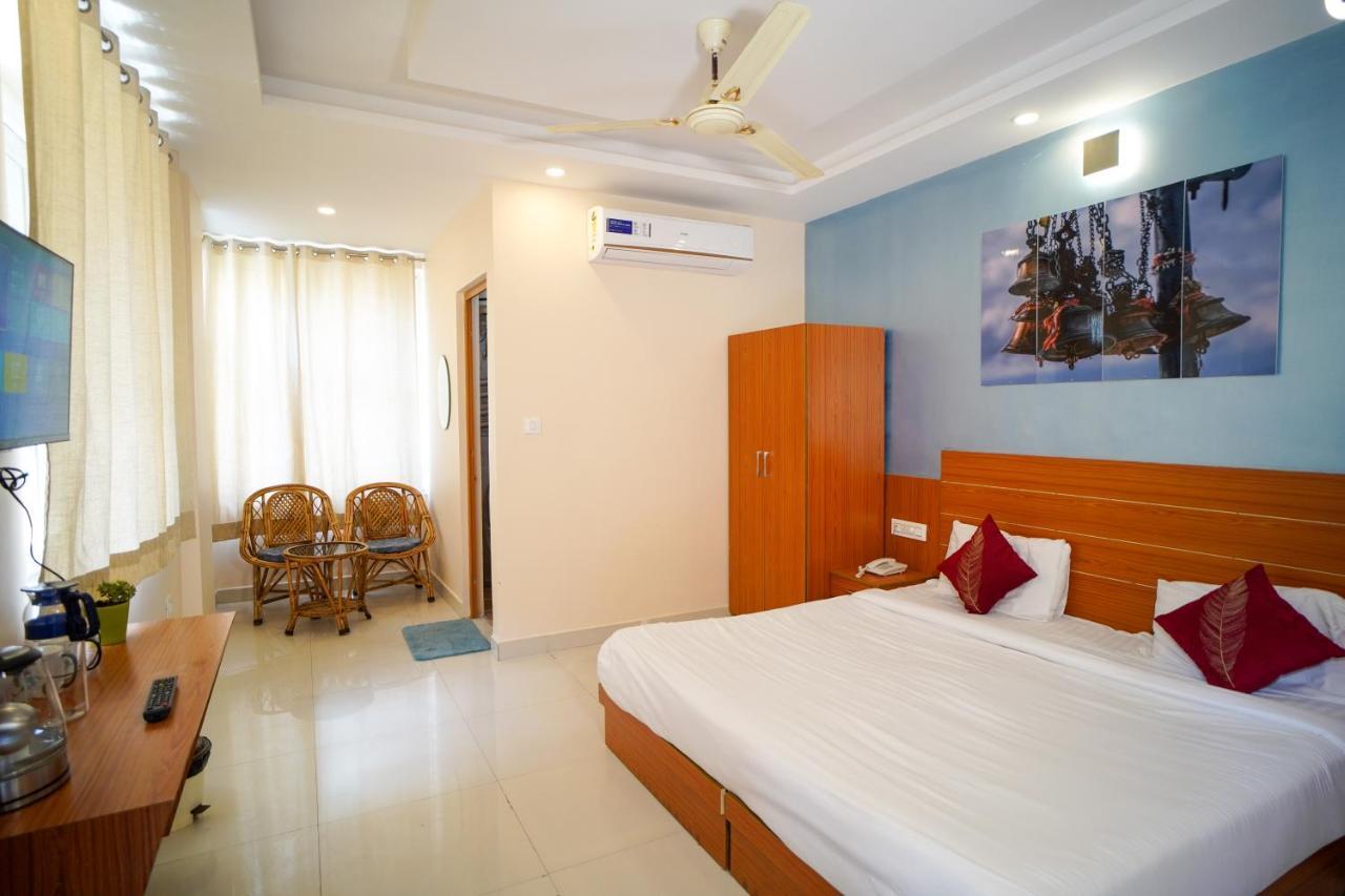 Karwaan Hostel Рішикеш Екстер'єр фото