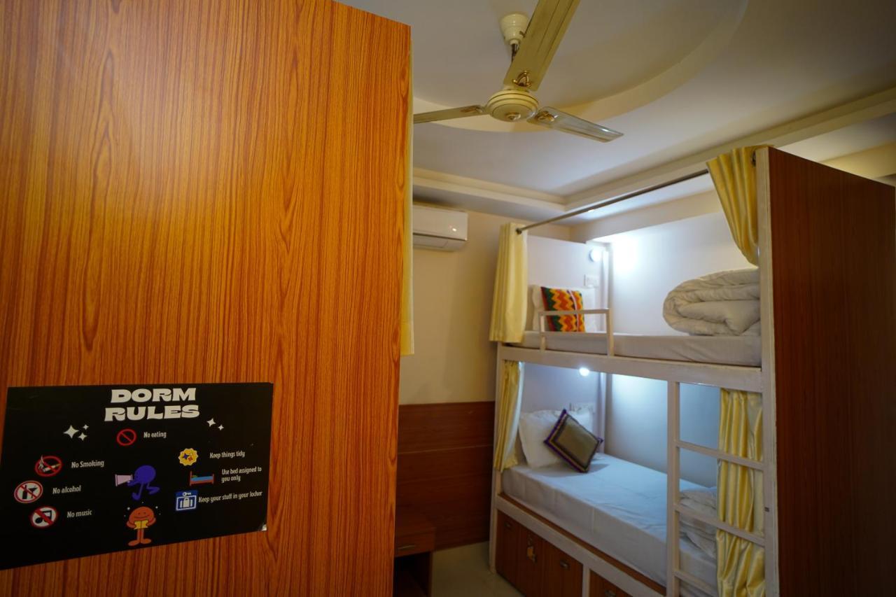 Karwaan Hostel Рішикеш Екстер'єр фото